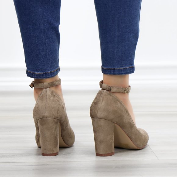 Taupe Ankle Strap Vintage Style Block Heels - Picture 5 of 14